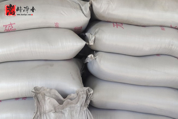 ú������̿���m��(y��ng)��ͬ��Ⱥ͜ضȭh(hu��n)��,ľ�|(zh��)����̿,ľ�|(zh��)����̿�r��,ľ�|(zh��)����̿���a(ch��n),����̿�V��,����̿