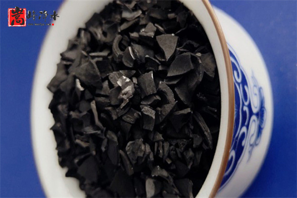 ˮ̎������̿�V�ϣ��������ߵ�ֵҬ������ˮ���ԁ�ˮ�������U��̎�����������̿�S�ң���(y��u)�c�D